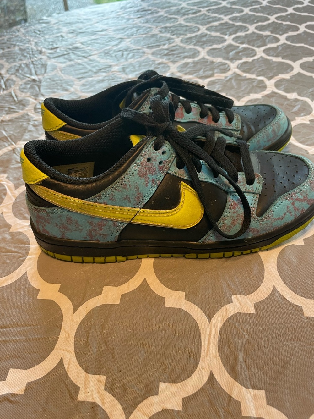 Nike Dunk SE Low Lets Dance Youth DV1694-900 Acid Wash Volt Size 4Y